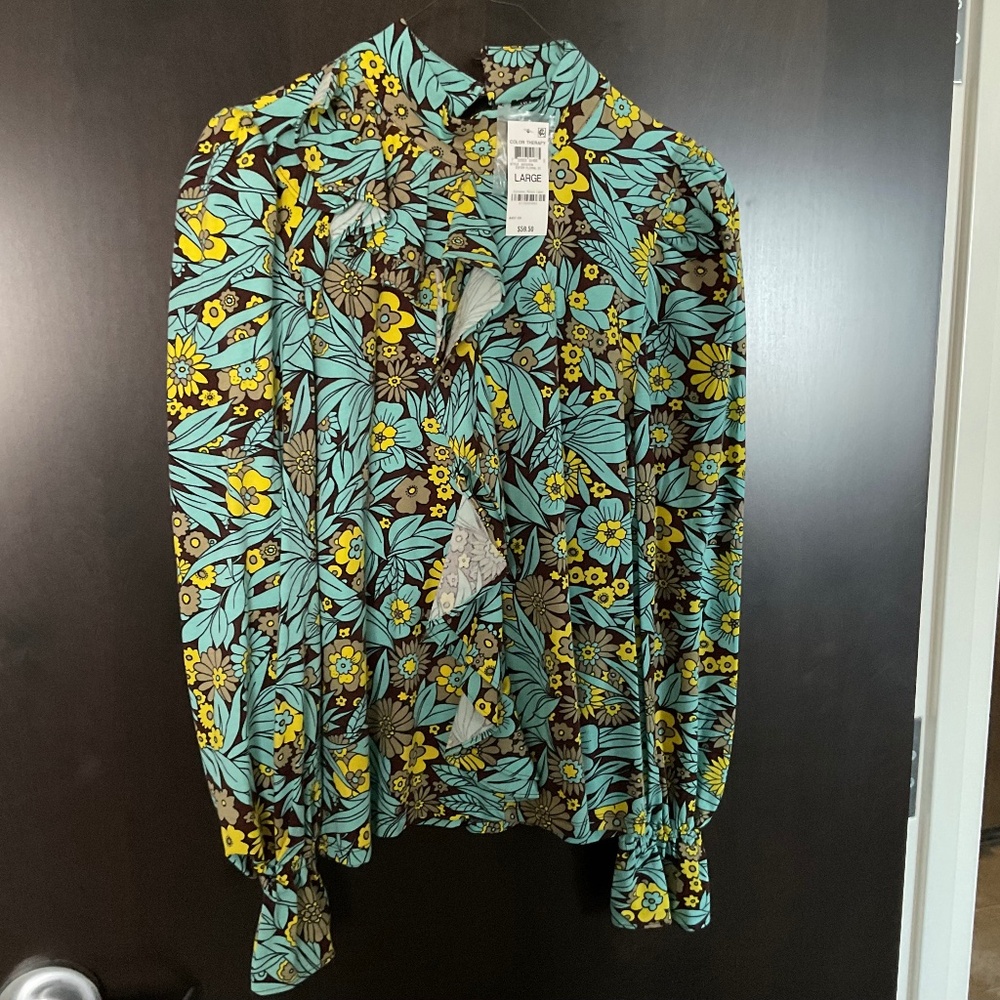NWT Beautiful teal, yellow and brown high collared ruffle top